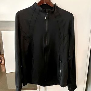 NWT- XL Zip Front/Activewear Jacket. Moisture Wicking